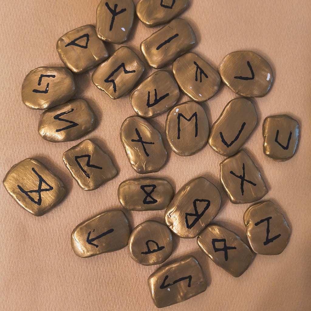 Elder Futhark Norse Runestone Set