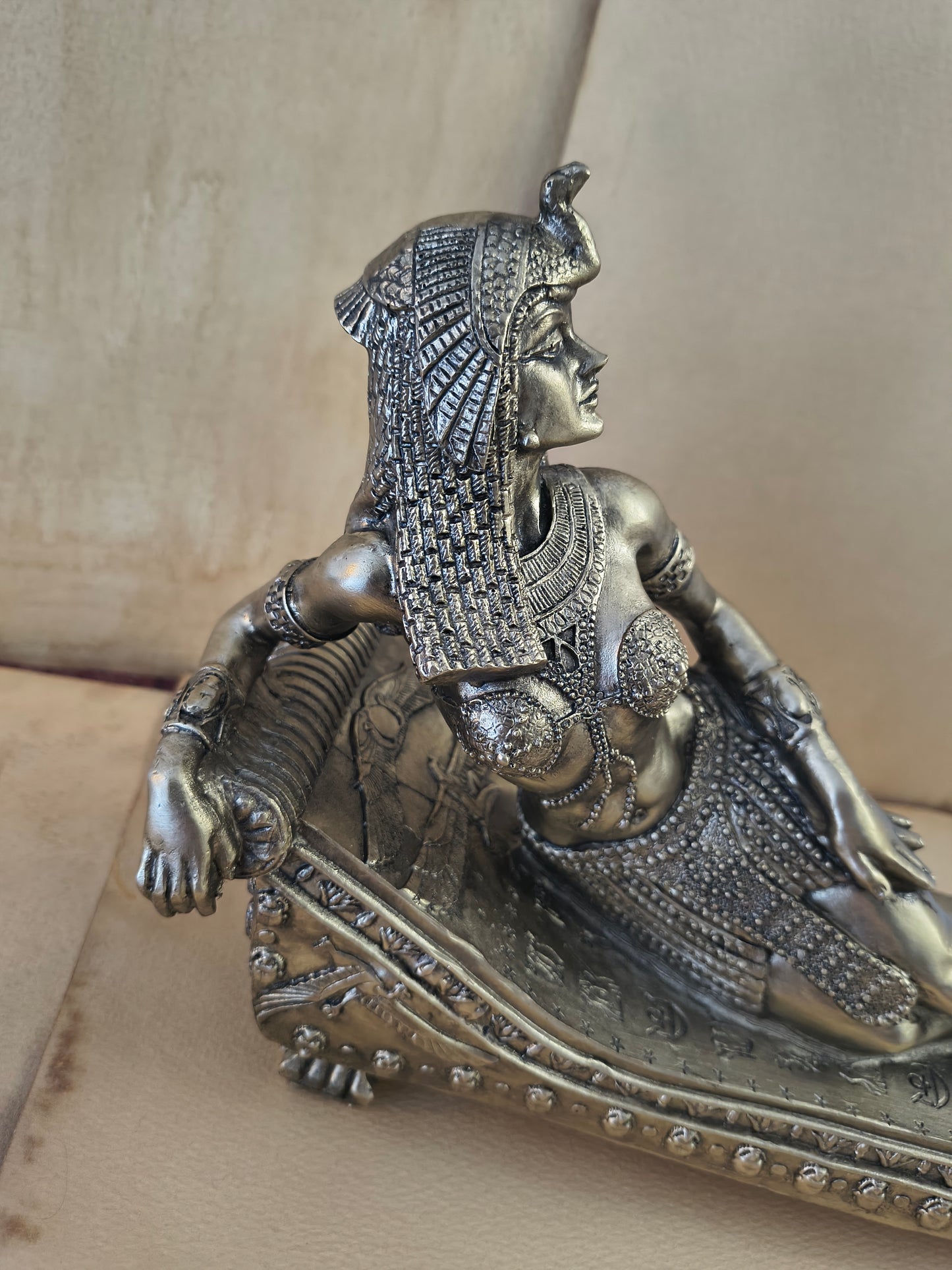 Egyptian Queen Reclining Cleopatra Statue
